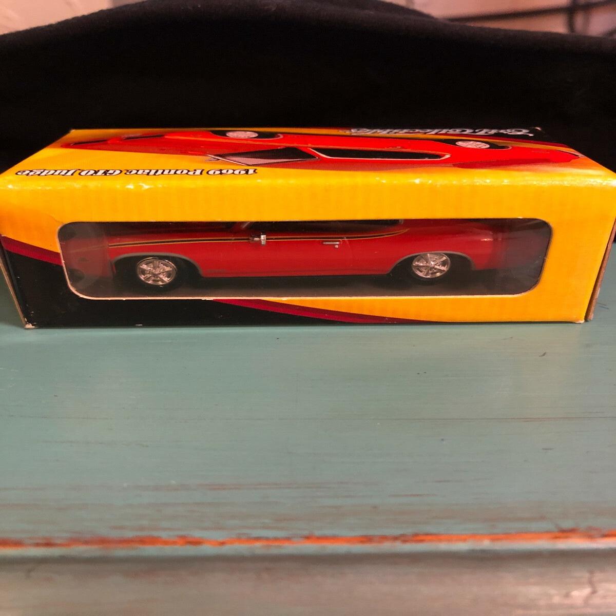1969 Pontiac GTO Judge Collectable Toy Car ERTL Collectables